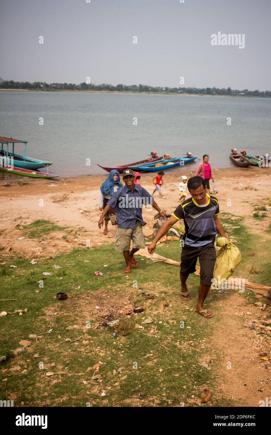 LAO - ENVIRONNEMENT - 4000 PORTRAIT DE L'ÎLE du territoire des 4000 îles (si Phan Don) à l'extrême sud du Laos où se trouve le célèbre barrage Don Sahong Banque D'Images