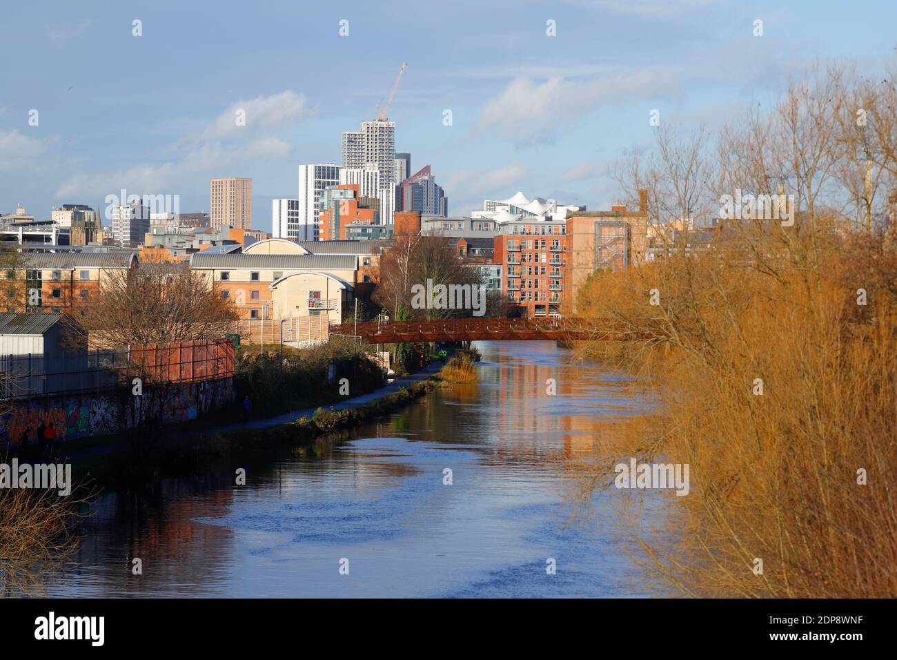 Le groupe de bâtiments de Leeds est étudiant Arena Village Hébergement comprenant le plus haut bâtiment du Yorkshire, « Altus House » Banque D'Images