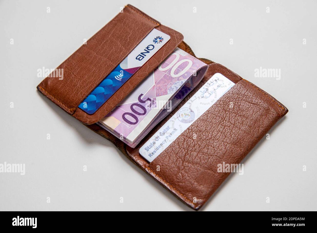 Qatar monnaie Nouveau .qatari Riyal ,Notes,500,100,50 sur fond blanc Banque D'Images