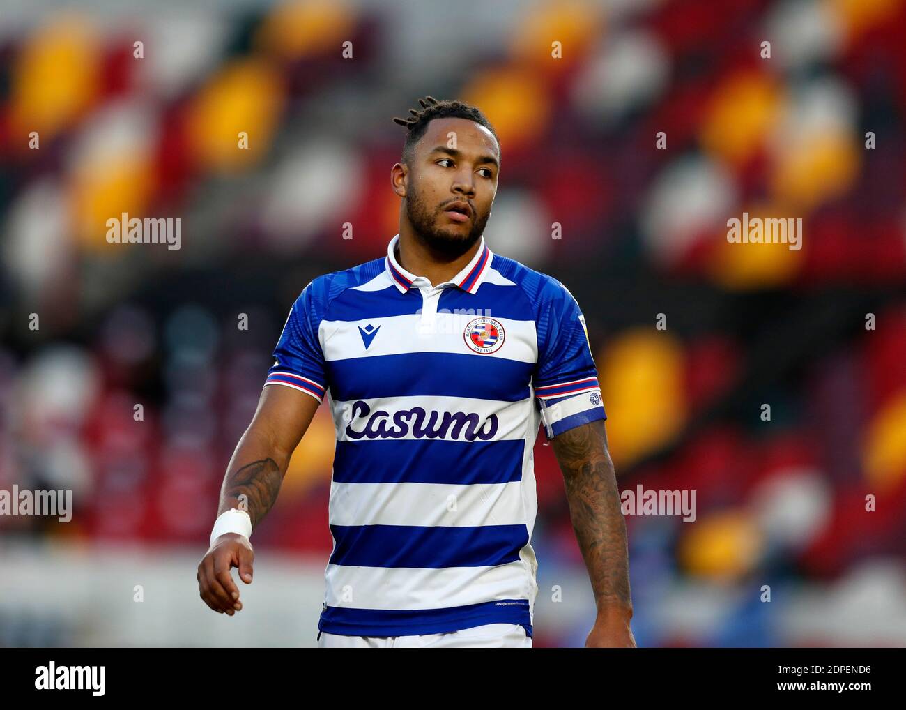 Brentford Community Stadium, Londres, Royaume-Uni. 19 décembre 2020. Championnat de football de la Ligue anglaise de football, Brentford FC versus Reading ; Liam Moore de Reading Credit: Action plus Sports/Alamy Live News Banque D'Images