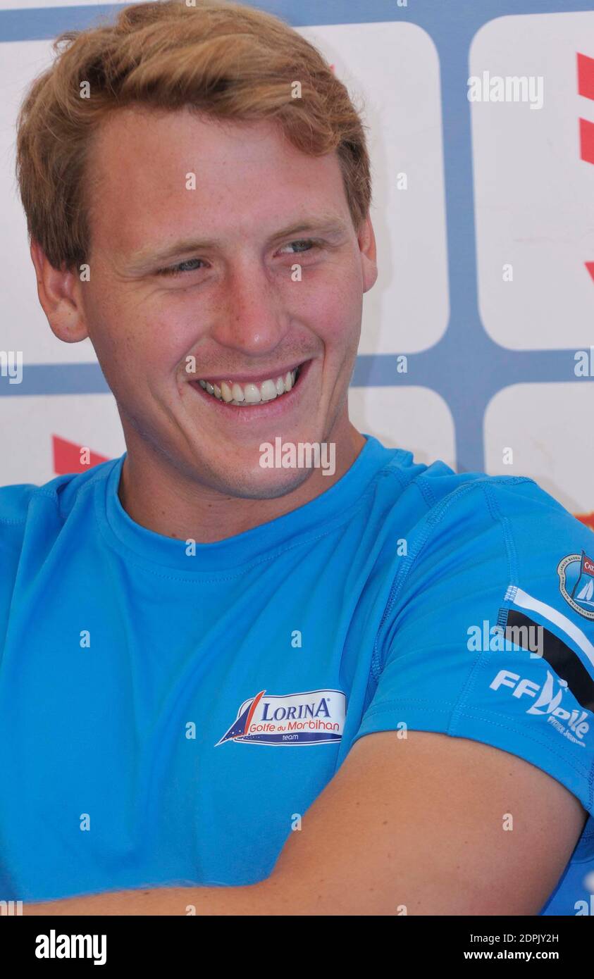 Le participant, Matthieu Salomon, co-skipper de Lorina, assiste à la  conférence de presse du Tour de France A la voile à Nice, France, le 29  juillet 2016. Photo de Pierre Rousseau/CIT Images/ABACAPRESS.COM