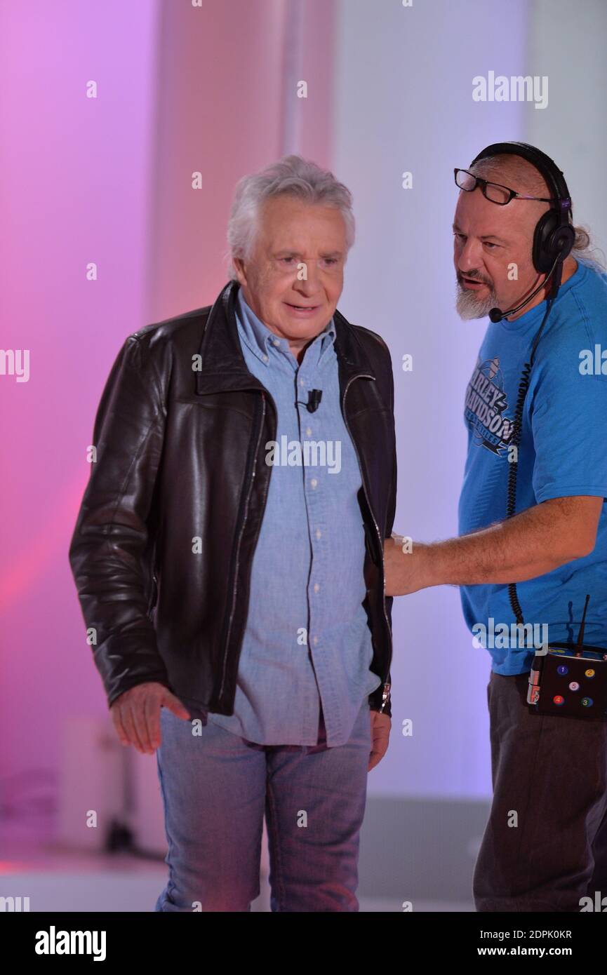 Michel Sardou à l'enregistrement du vivre Dimanche à Paris, France, le 15 septembre 2015. Photo par max Colin/ABACAPRESS.COM Banque D'Images