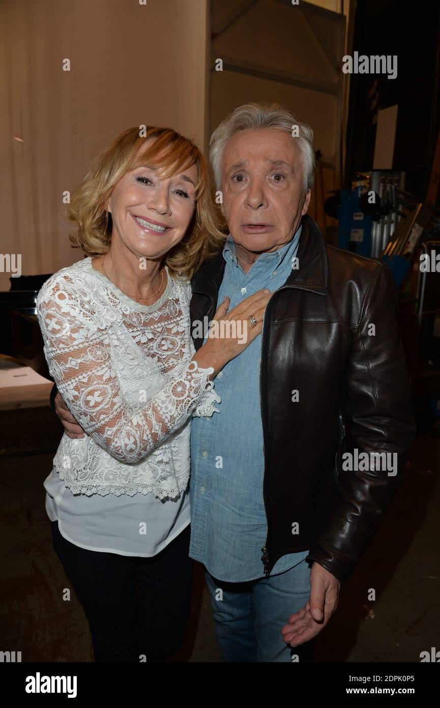 Marie-Anne Chazel et Michel Sardou à l'enregistrement du vivre Dimanche à Paris, France, le 15 septembre 2015. Photo par max Colin/ABACAPRESS.COM Banque D'Images