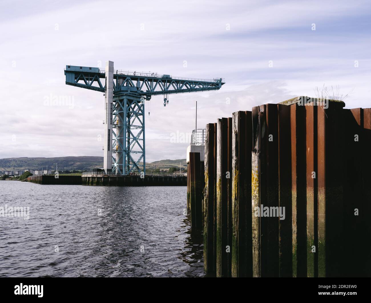 Titan Clydebuk est une grue à porte-à-faux de 150 pieds de haut (46 m) à Clydebuk, West Dunbartonshire, en Écosse. Banque D'Images