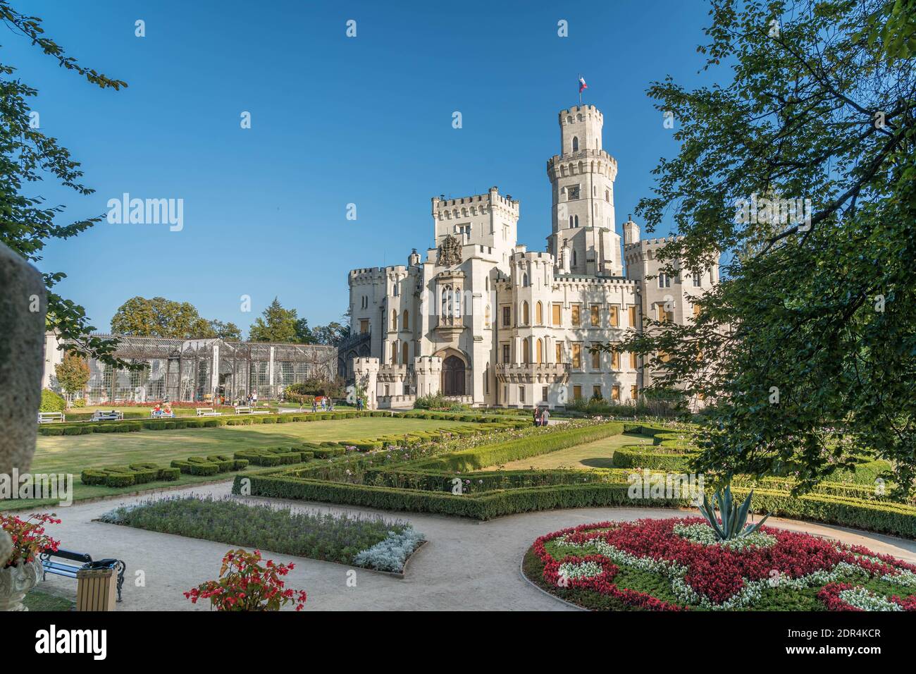 Château Hluboka, château historique de Hluboka nad Vltavou, Bohême du Sud, République tchèque, temps ensoleillé en été. Banque D'Images