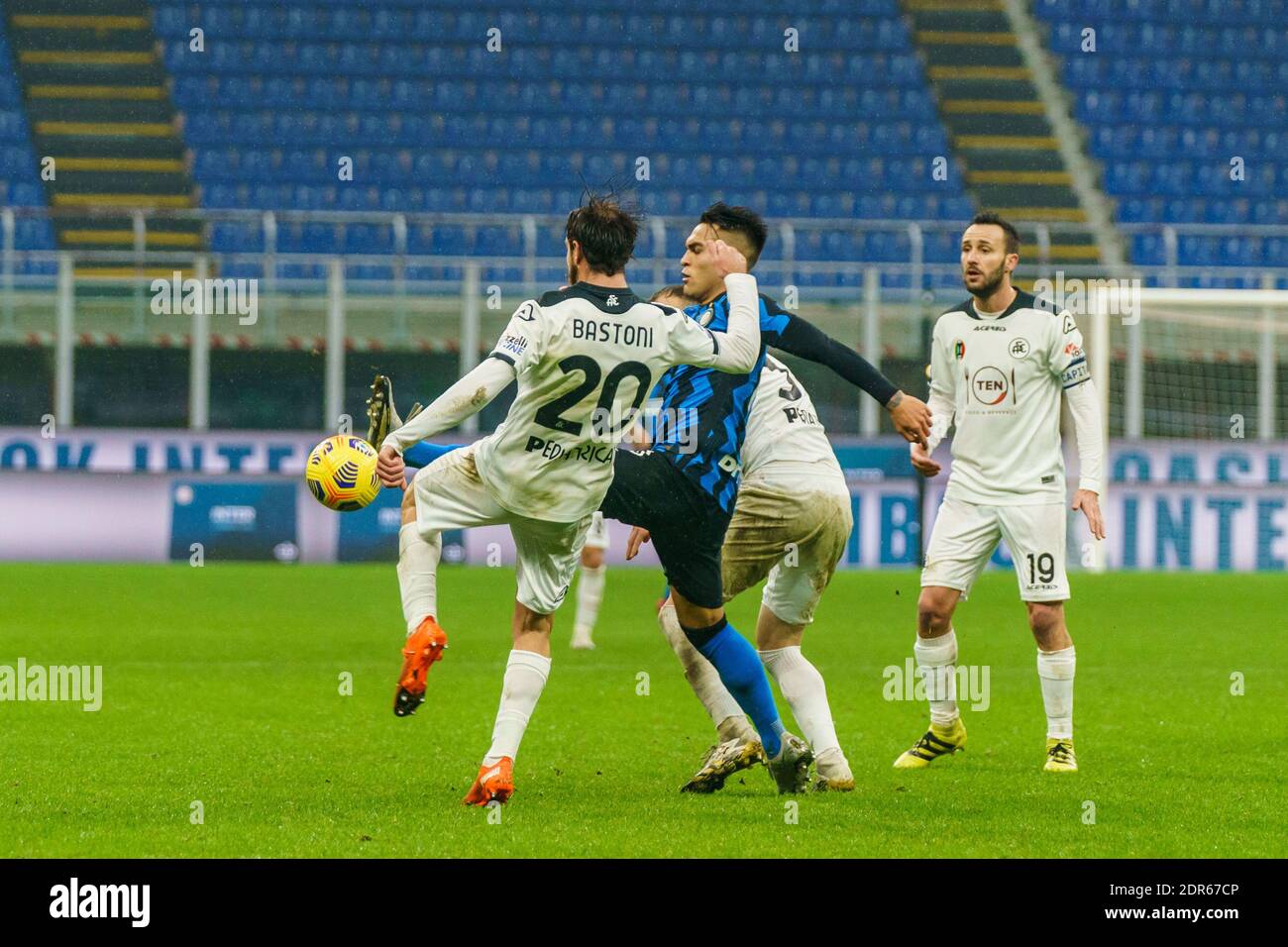 Milan, Italie. 20 décembre 2020. Lautaro Martinez du FC Internazionale Milano pendant le FC Internazionale vs Spezia Calcio, football italien série A match à milan, Italie, décembre 20 2020 crédit: Independent photo Agency/Alay Live News Banque D'Images