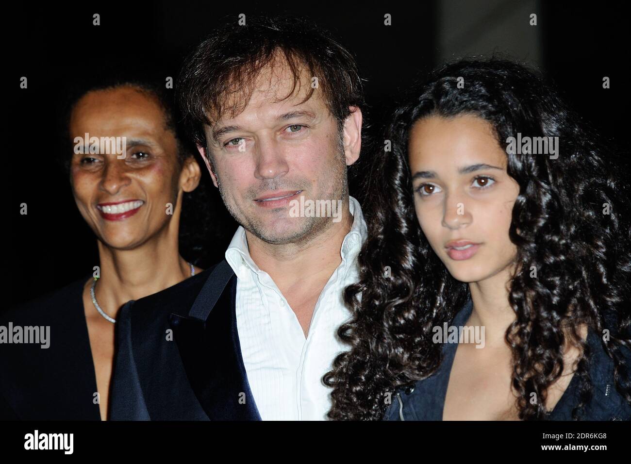 Karine Silla, Vincent Perez et leur fille assistent à la 95e fête anniversaire de Vogue qui s'est tenue à Paris le 03 octobre 2015. Photo d'Aurore Marechal/ABACAPRESS.COM Banque D'Images