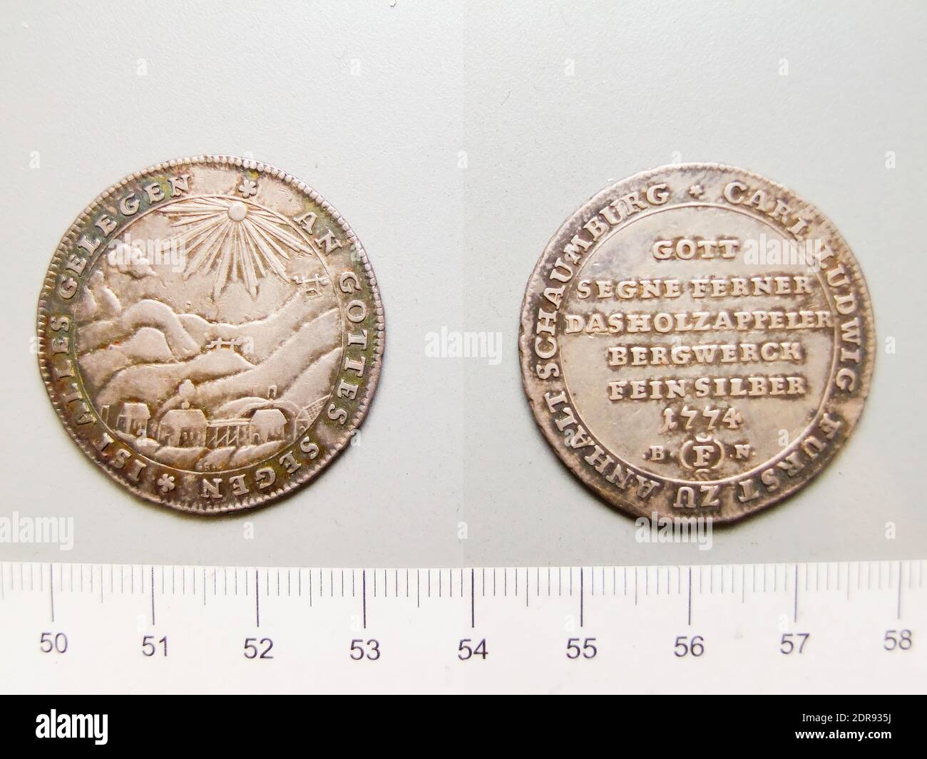 Dirigeant: Carl Ludwig, monnaie: Anhalt-Schaumburg, magistrat: Philipp Christian Bunsen, allemand, magistrat: Georg Neumeister, 1/2 Thaler de Carl Ludwig d'Anhalt Schaumburg, argent, 11.61 g, 12:00, 33 mm, fabriqué à Anhalt-Schaumburg, Allemagne, allemand, XVIIIe siècle, numismatique Banque D'Images