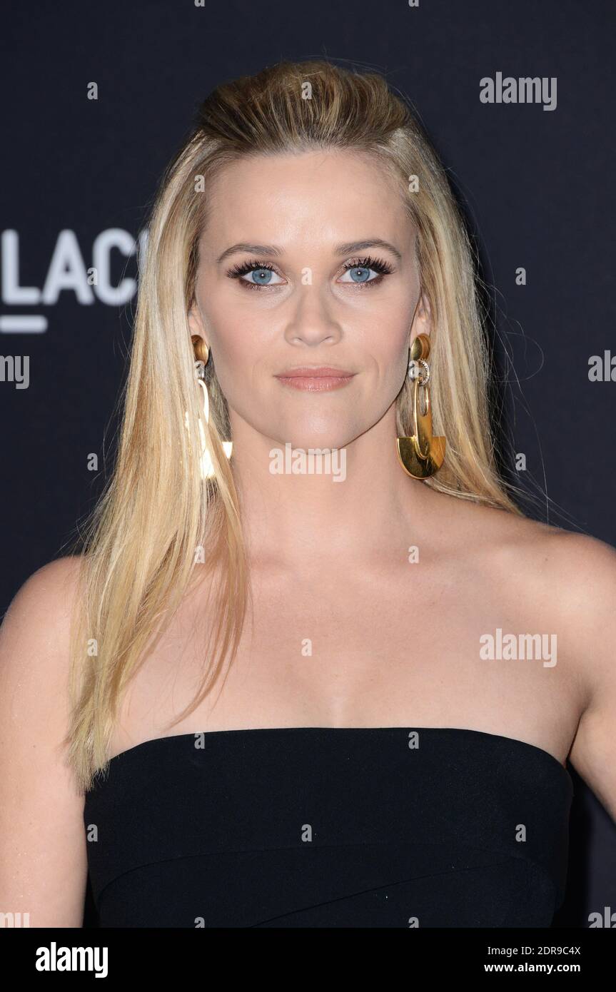 Reese Witherspoon assiste au gala Art+film de LACMA 2015 en l'honneur de James Turrell et Alejandro G Inarritu au LACMA le 7 novembre 2015 à Los Angeles, CA, Etats-Unis. Photo de Lionel Hahn/ABACAPRESS.COM Banque D'Images
