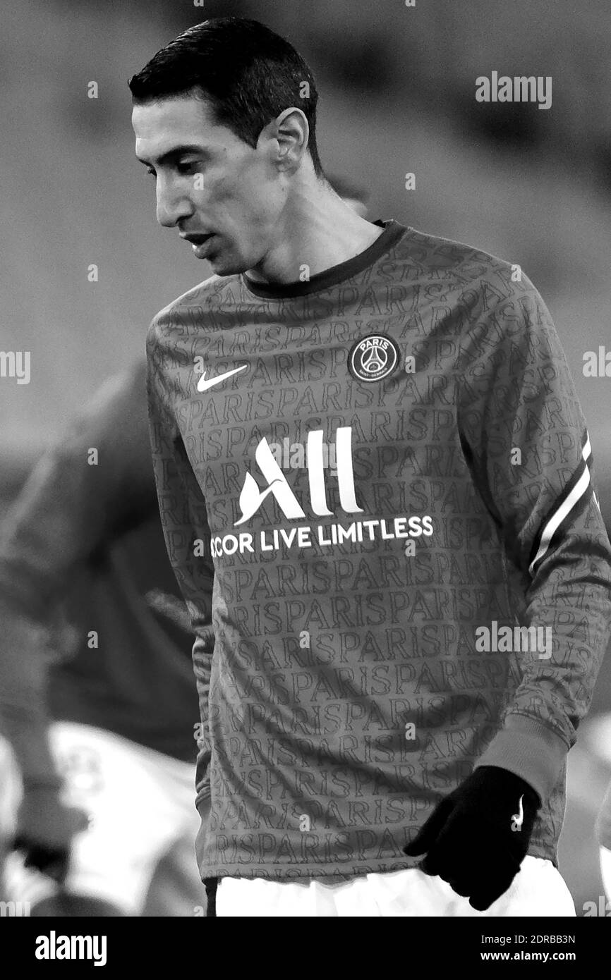 Villeneuve d'Ascq, France. 20 décembre 2020. Paris SG Midfield ANGEL DI MARIA en action pendant le championnat français de football, Ligue 1 Uber Eats, entre Lille et Paris Saint Germain au stade Pierre Mauroy - Villeneuve d'Ascq.deuxième vague en France de COVID-19 : Le gouvernement français a décidé de l'endiguement total et d'un couvre-feu à 8 heures, ainsi que tous les événements sportifs seront joués sans spectateurs, jusqu'à nouvel ordre crédit: Pierre Stevenin/ZUMA Wire/Alay Live News Banque D'Images