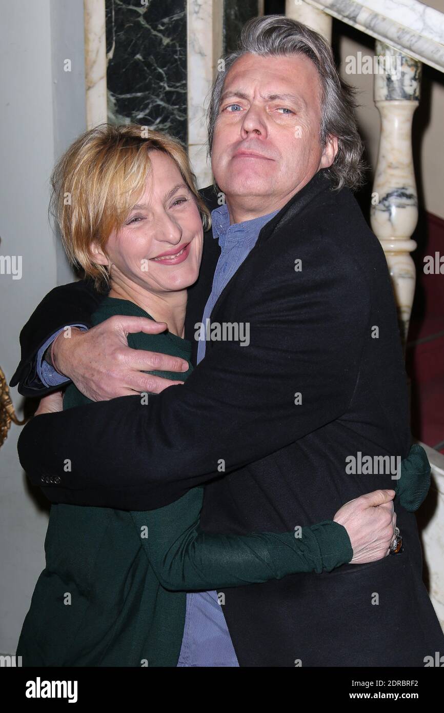 SOPHIE MOYT, ERIC VIEILLARD - 22EME PRIX DU PRODUCTEUR FRANCAIS DE TELEVISION AU THEATRE MOGADOR A PARIS PHOTO BY NASSER BERZANE/ABACAPRESS.COM Banque D'Images