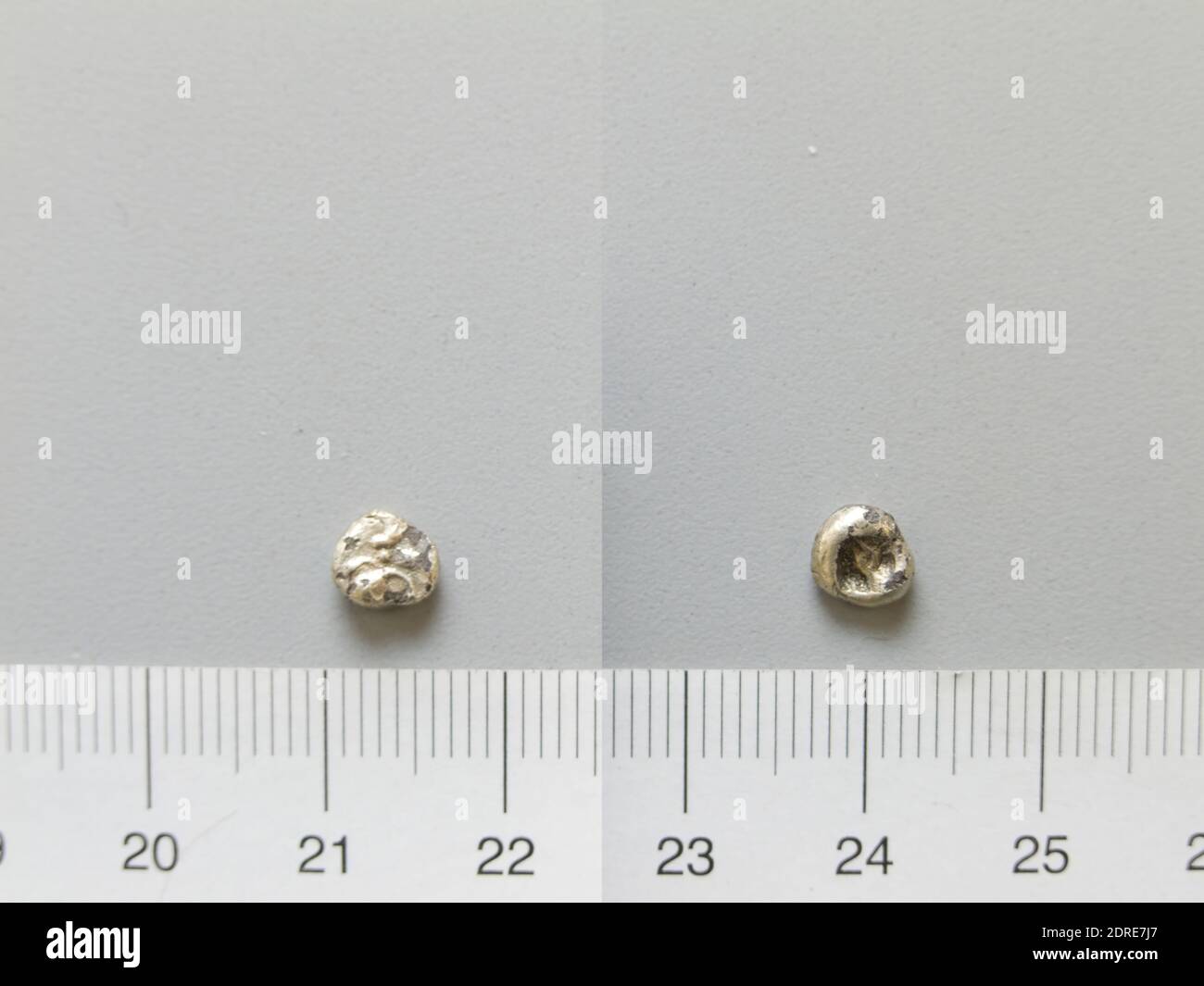 Menthe Ionia Piece De Ionia 7e 6e Siecle Av J C Base Plaquee 0 38 G 1 00 6 5 Mm Fabrique En Ionia Grec 7e 6e Siecle Av J C Numismatique Photo Stock Alamy