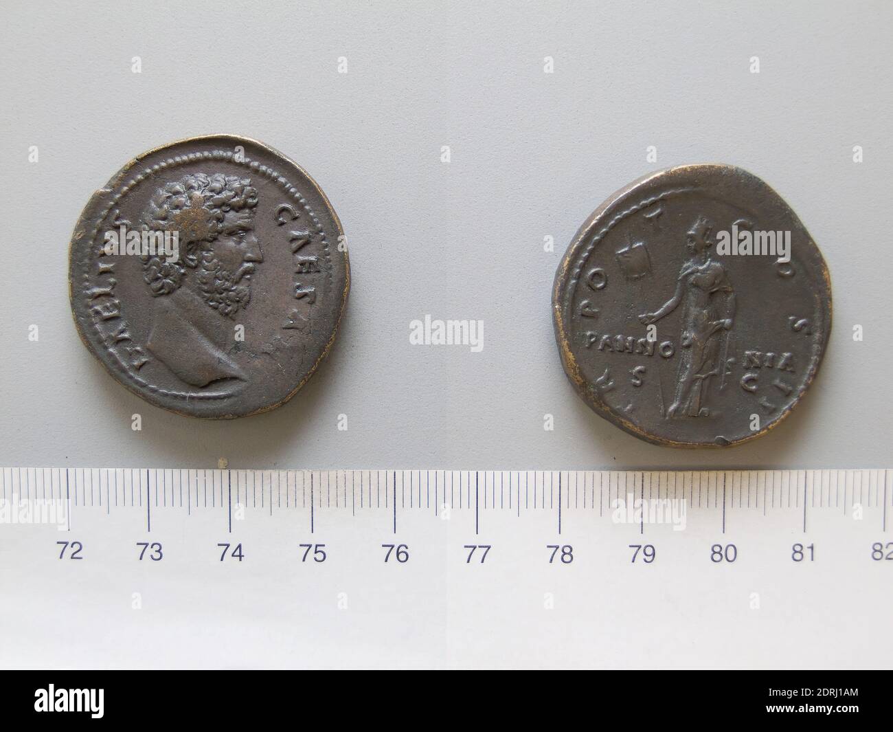 Chef: Lucius Aelius Caesar, A.D. 101–138, règle 136–38, monnaie: Rome, Sestertius de Lucius Aelius Caesar de Rome, 137, orichalcum, 32.56 g, 7:00, 34.8 mm, ILE2013.17.153 , fabriqué à Rome, Italie, romain, 2ème siècle, numismatique Banque D'Images