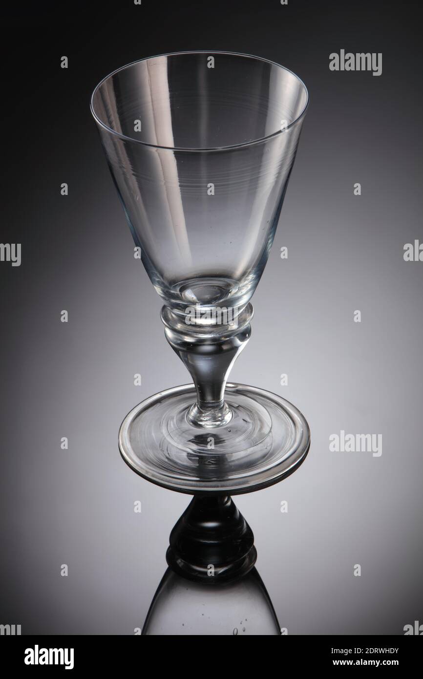 Verre irlandais du XVIIe siècle Banque D'Images