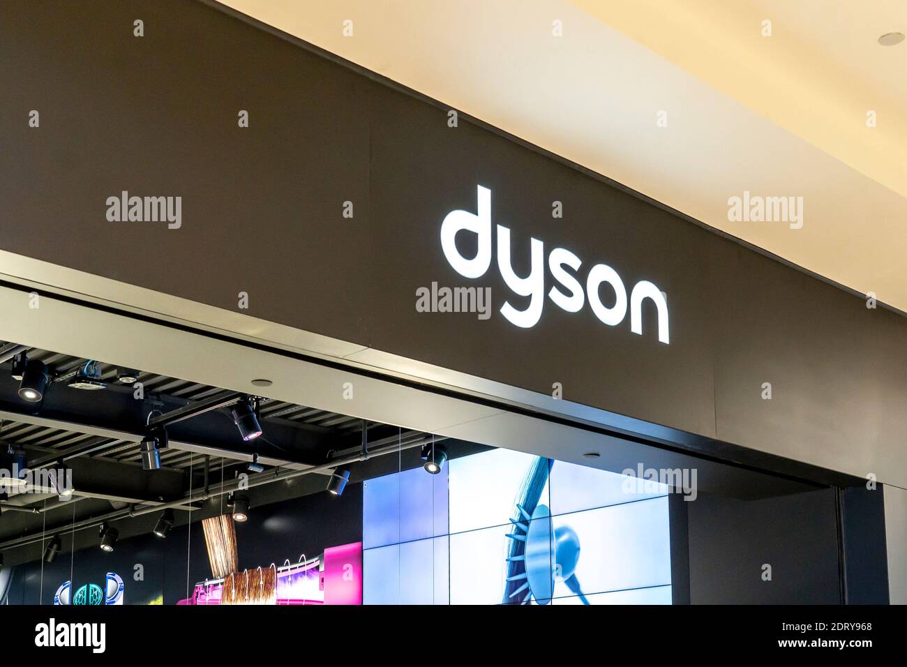 Affiche du magasin de démonstration Dyson Banque D'Images