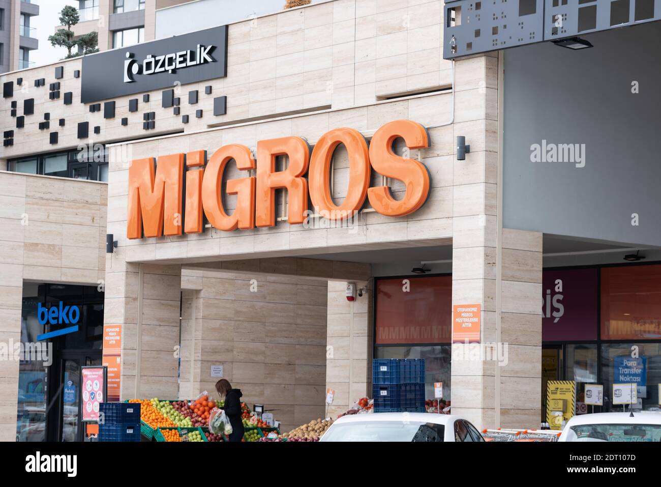 Ankara / Turquie - le 20 décembre 2020, la chaîne alimentaire de détail de Migros est l'une des plus grandes chaînes de supermarchés de Turquie. Banque D'Images