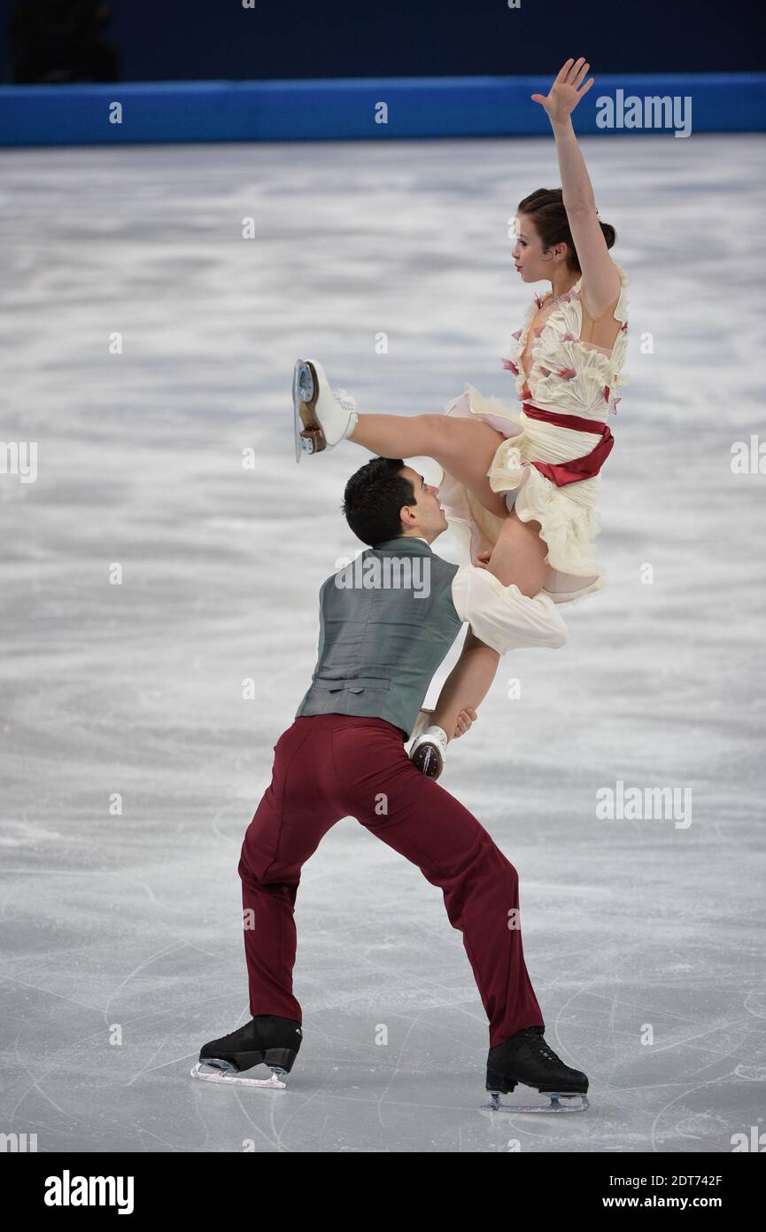 Anna Cappellini et Luca Lanotte, d'Italia, se sont produits sur Ice Dance Free Dance Ice Skating aux Jeux Olympiques d'hiver 2014 XXII de Sotchi au centre Adler Arena Skating de Sotchi, en Russie, le 17 février 2014. Les Jeux Olympiques de Sotchi 2014 se dérouleront du 07 au 23 février 2014. Photo de Gouhier-Zabulon/ABACAPRESS.COM Banque D'Images