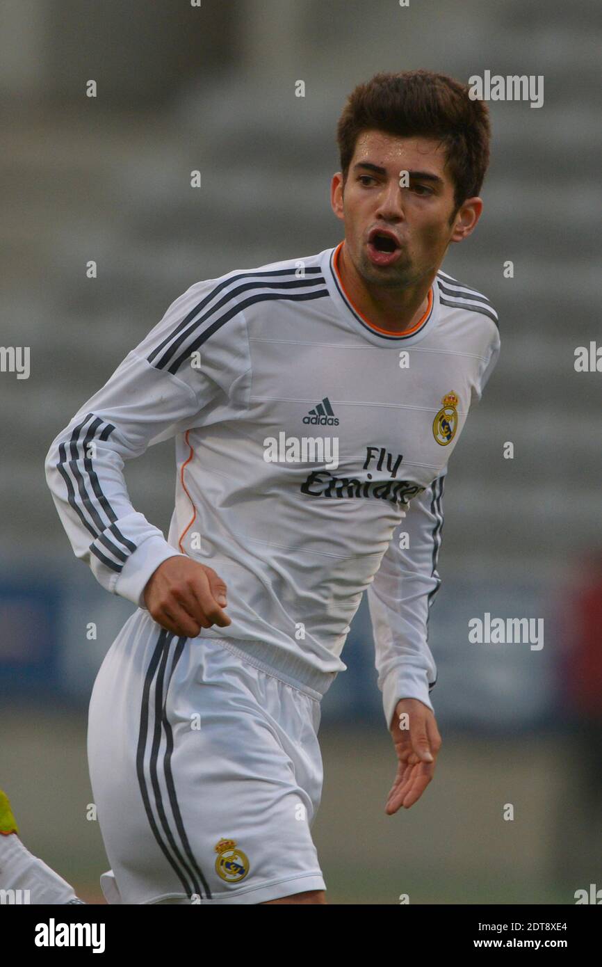Enzo Fernandez du Real Madrid, fils de Zinedine Zidane, ancien joueur de Star, lors du quart-finale du match de football de la Ligue de la Jeunesse de l'UEFA, Paris Saint-Germain vs Real Madrid au Stade Charlety à Paris, France, le 11 mars 2014. Réel gagné 1-0. Photo de Henri Szwarc/ABACAPRESS.COM Banque D'Images