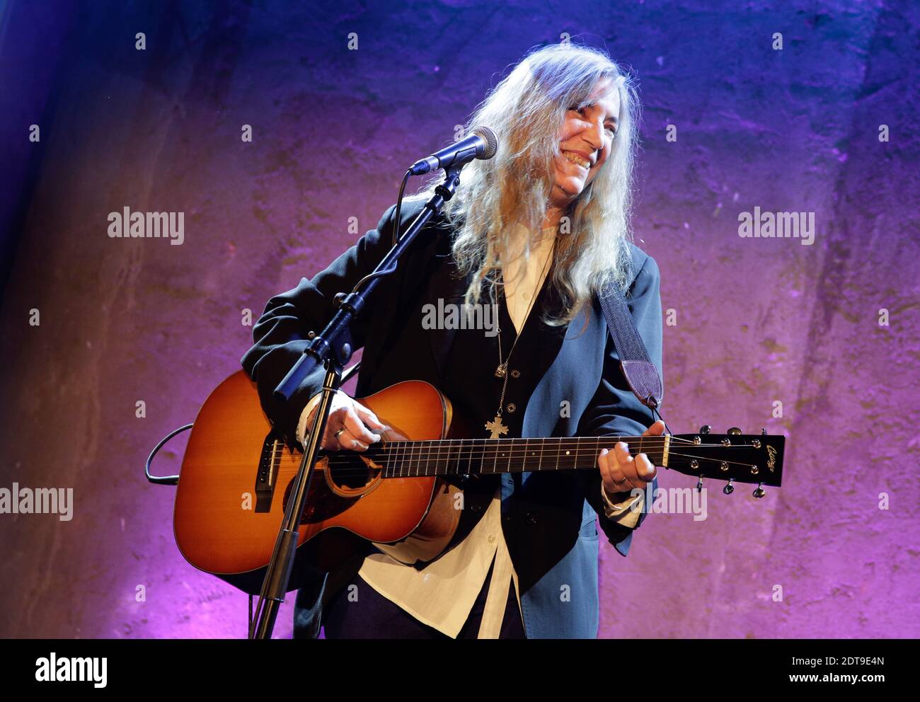 Patti Smith se présentant à la fête 'Aurel-BGC' pour la prévisualisation de l'exposition Robert Mapplethorp qui s'est tenue au Grand Palais à Paris, France, le 24 mars 2014. Photo de Jerome Domine/ABACAPRESS.COM Banque D'Images