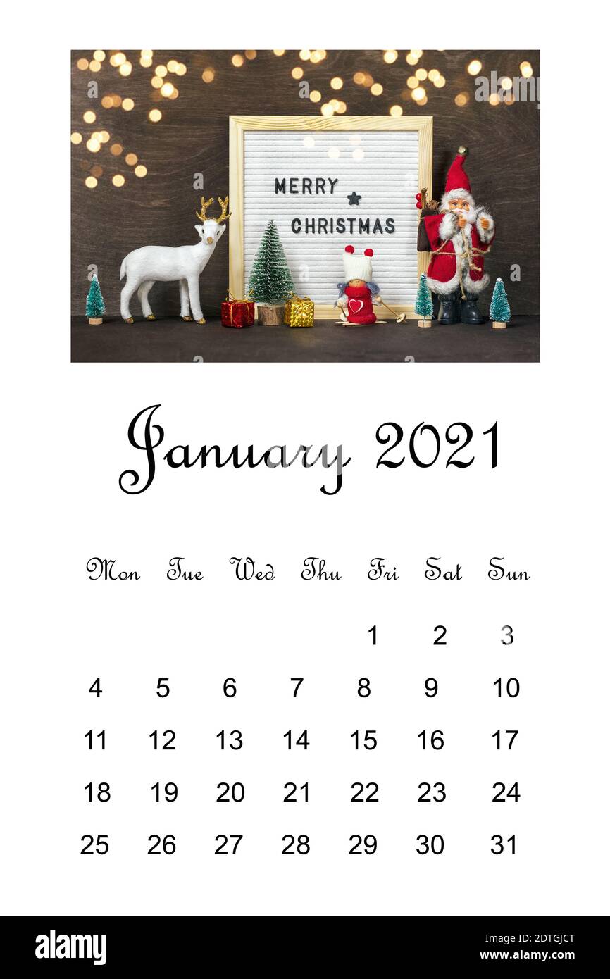 Calendrier ouvert janvier 2021, composition de Noël sur fond blanc éducation, objectifs, résolutions, plan, nouvelle année nouveau concept me carte de vacances Banque D'Images