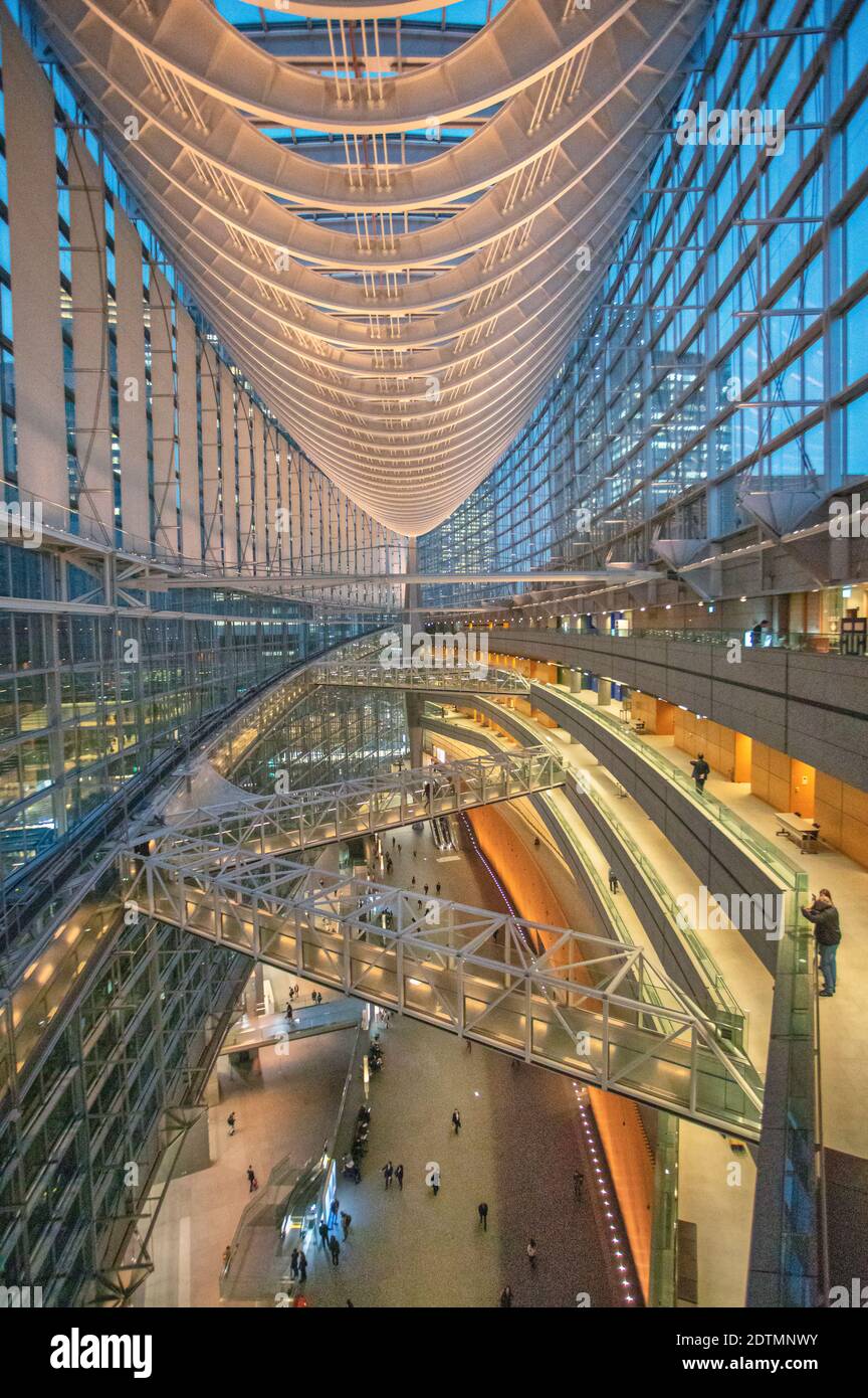 Japon, Tokyo, Yurakucho District, Forum Building Banque D'Images