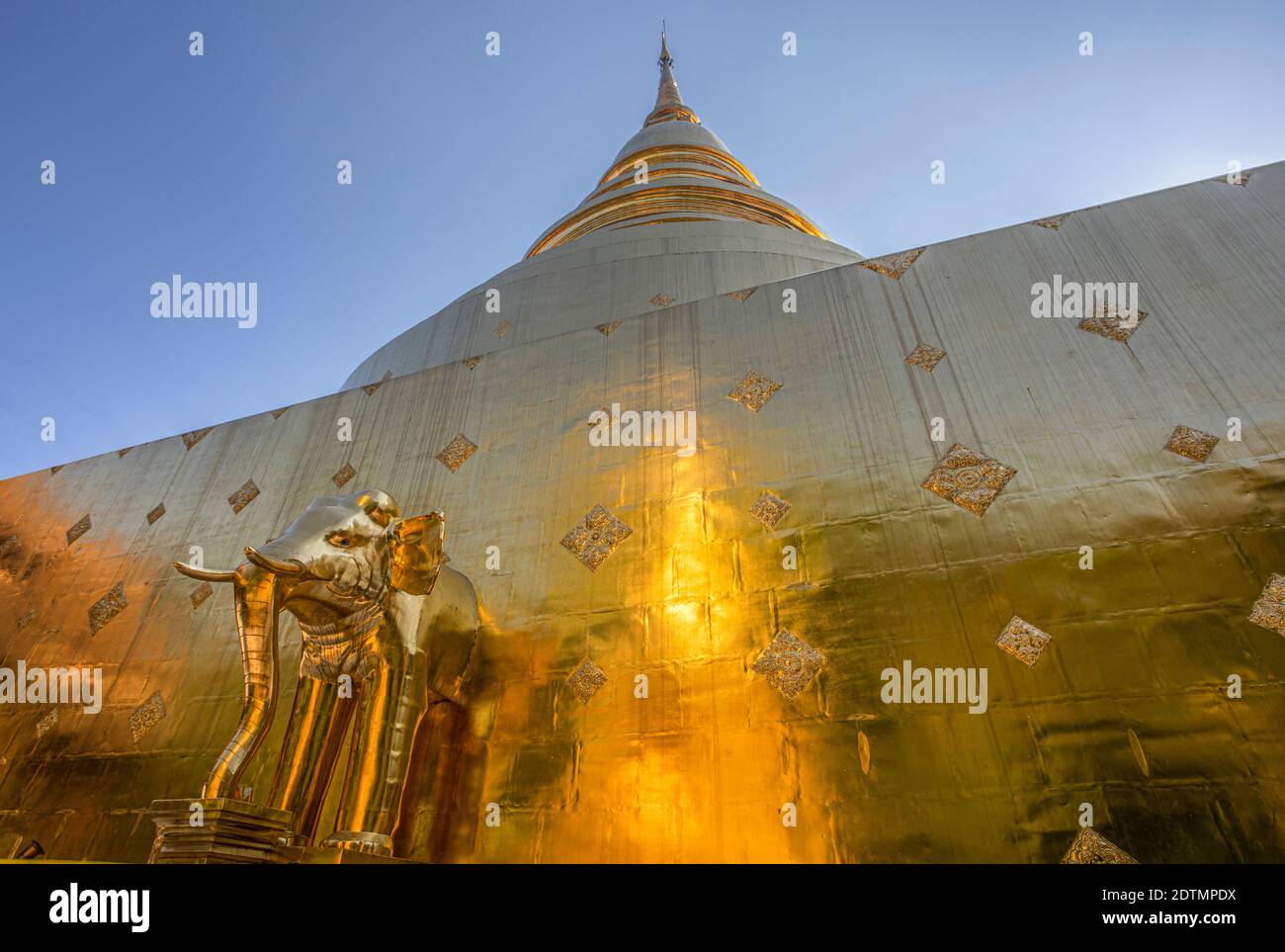 Thaïlande, Chiang Mai, Temple Wat Phra Singh Banque D'Images