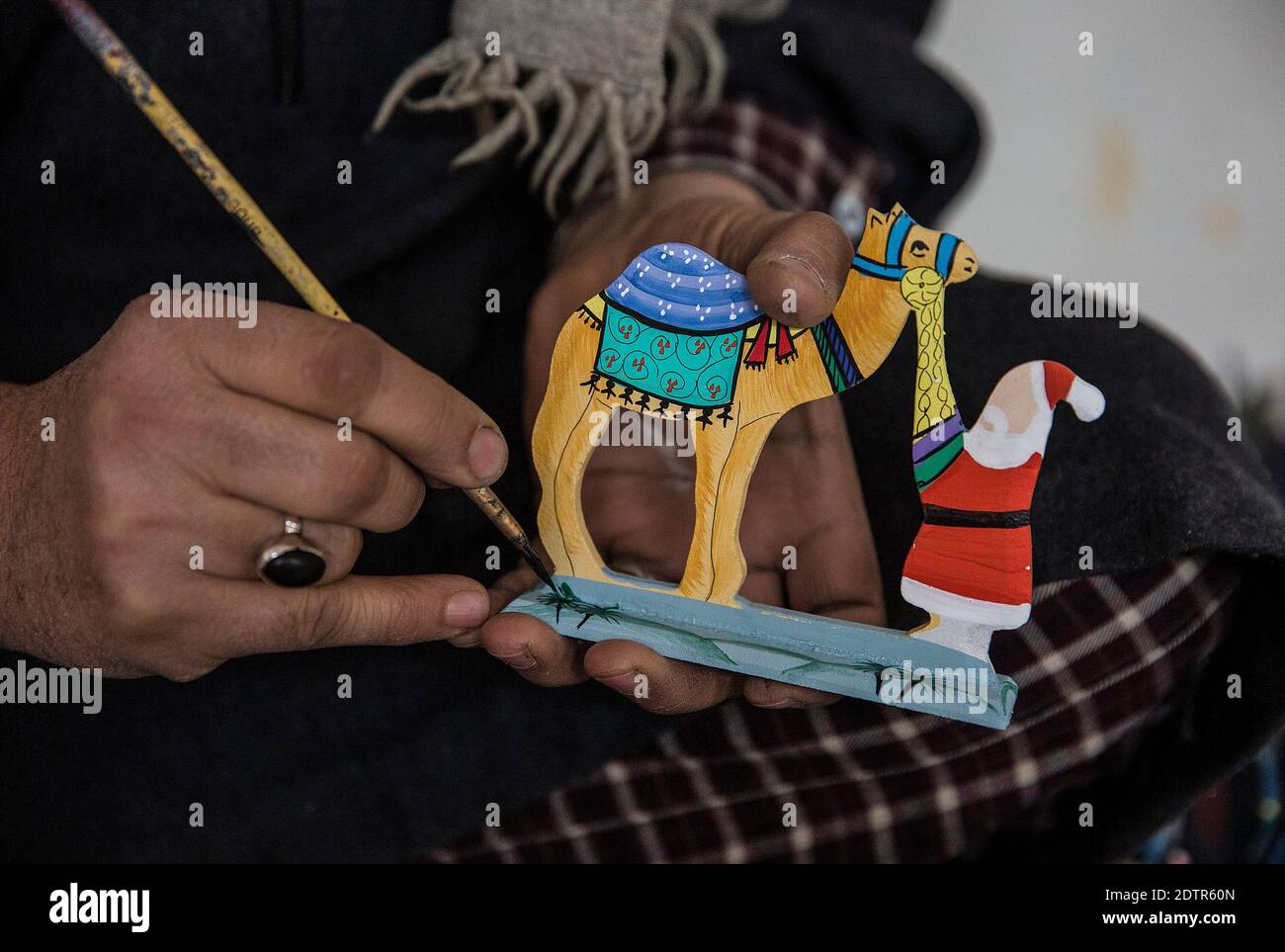 Peint à La Main Cachemire papier mâché Hanging Bell Arbre de Noël Décoration 