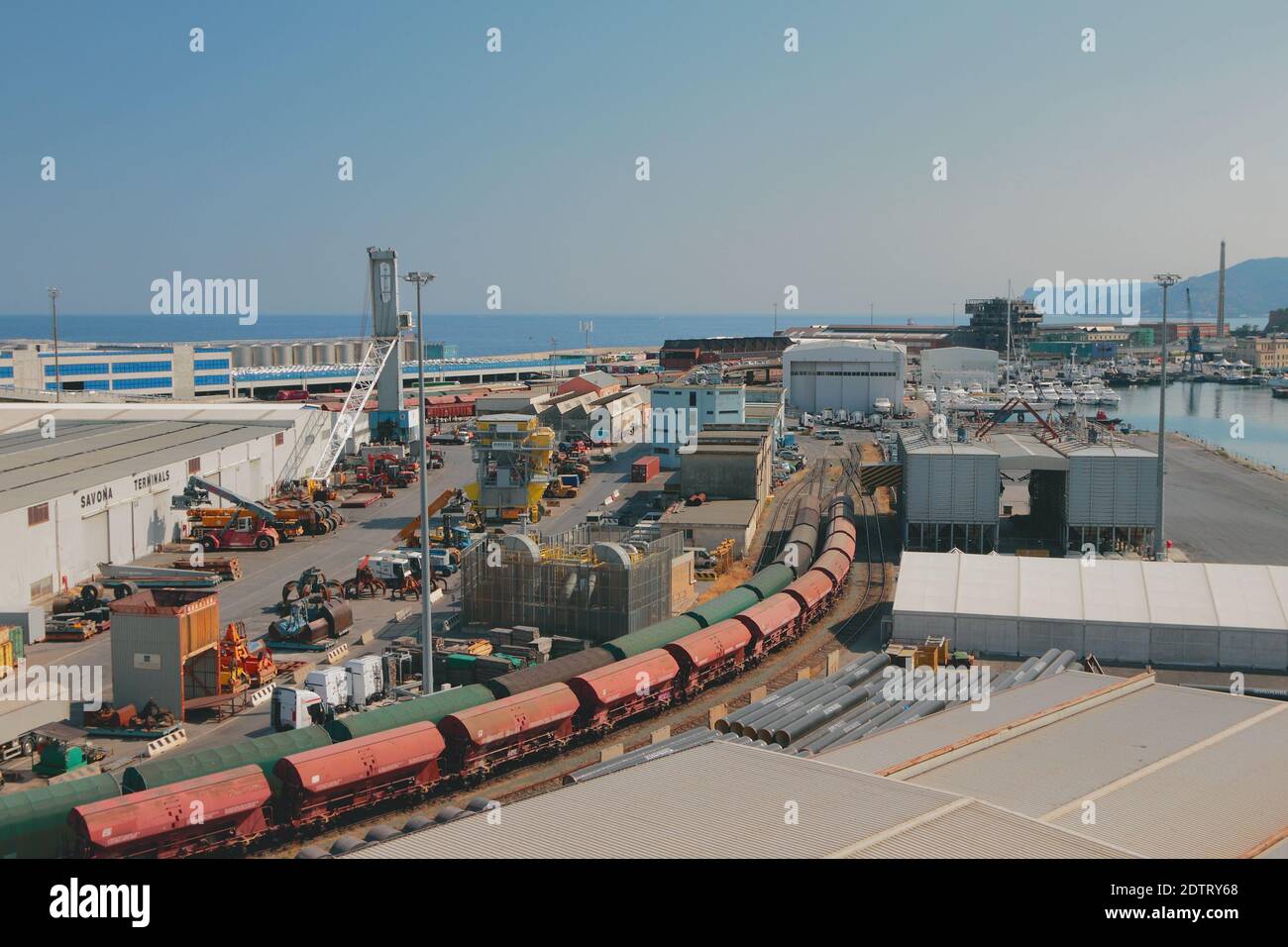 Savona, Italie - 30 juin 2019 : port de fret Banque D'Images