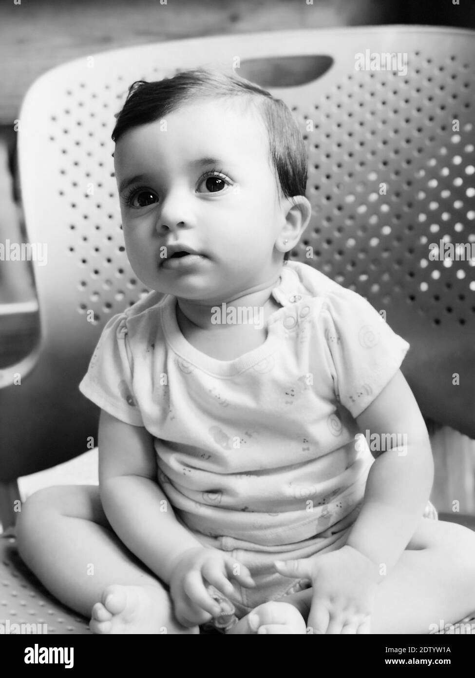 Bebe Metisse Banque D Images Noir Et Blanc Alamy