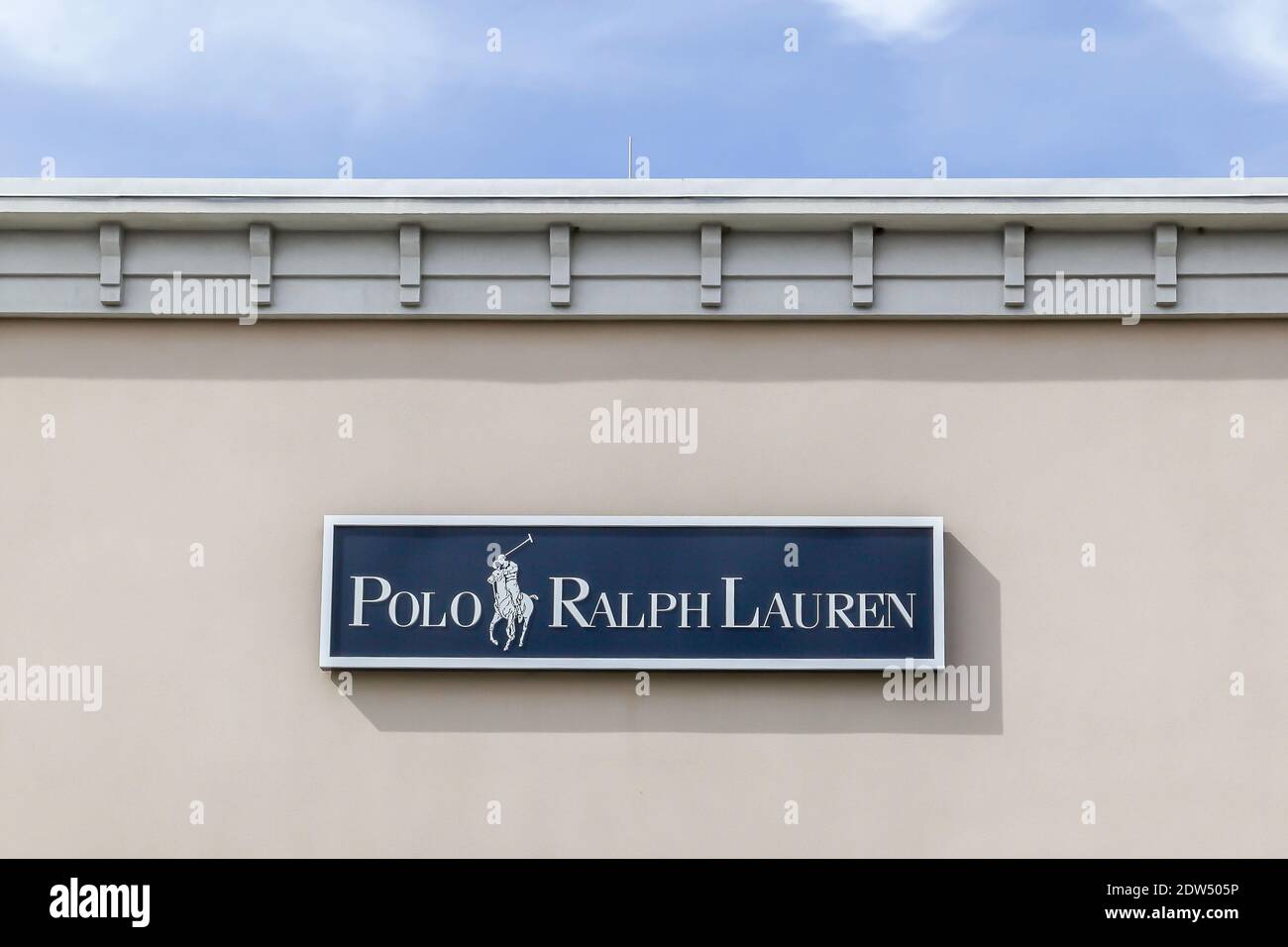 Polo ralph lauren sign Banque de photographies et d’images à haute ...