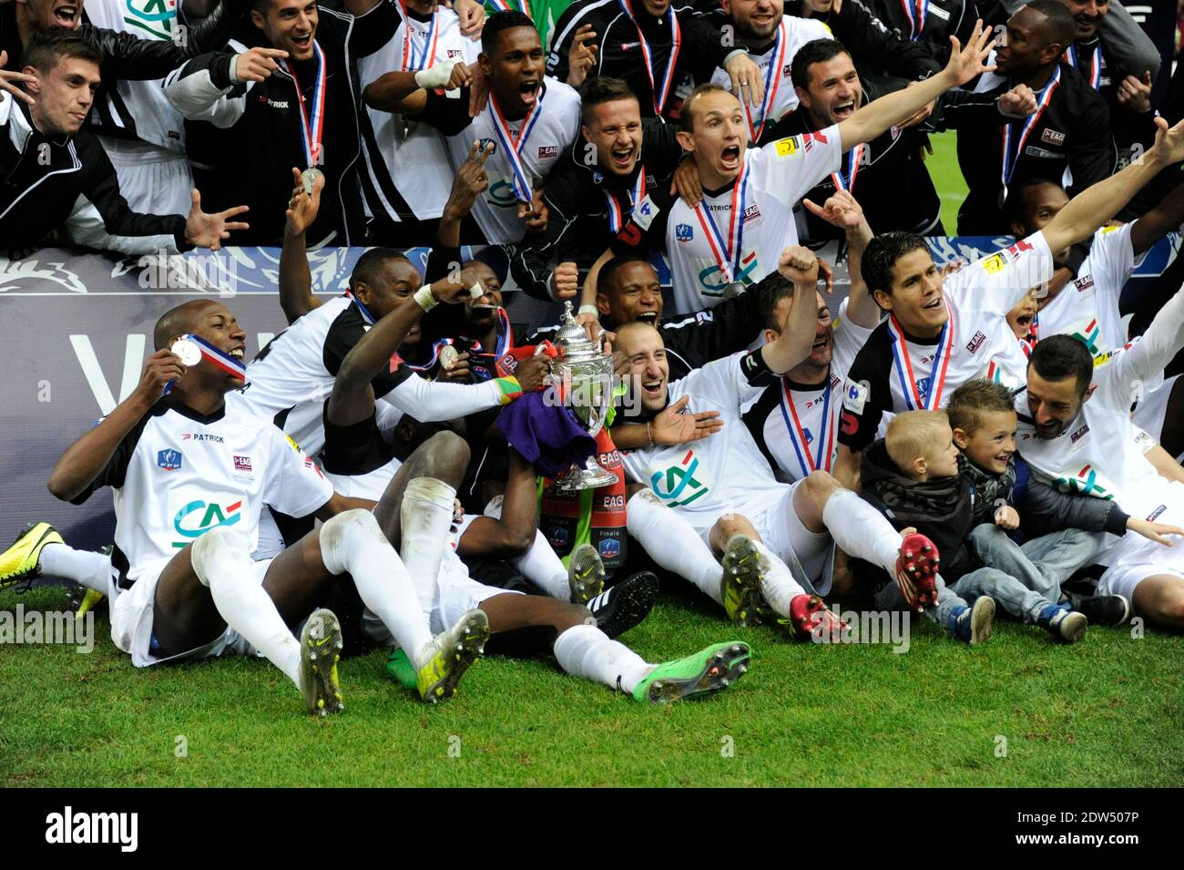 Héros de la finale de la Coupe de France 2009, Eduardo raccroche les crampons | Le Télégramme