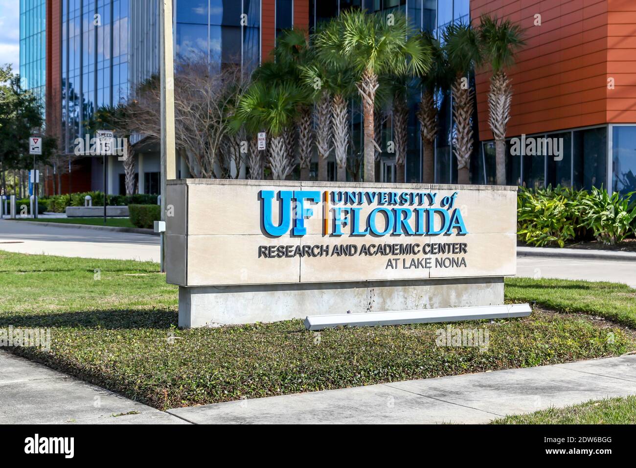 Signe de UF Academic Center au Lake Nona Campus à Orlando, Floride, États-Unis. Banque D'Images