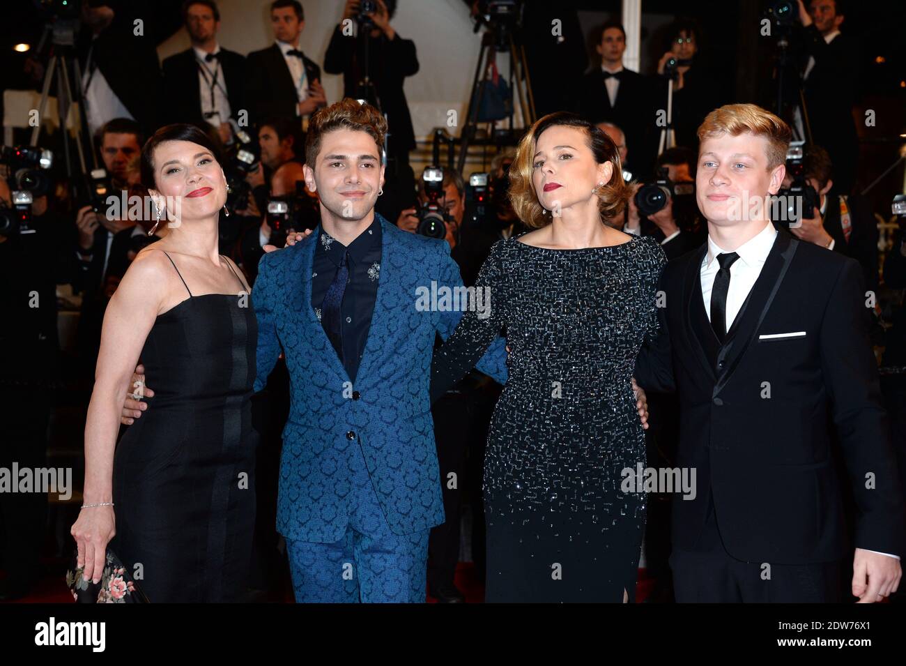 Directeur Xavier Dolan, Anne Dorval, Antoine Olivier Pilon, Suzanne Clement arrivée au Palais des Festivals pour la projection du film Mummy dans le cadre du 67e Festival de Cannes, le 22 mai 2014. Photo de Nicolas Briquet/ABACAPRESS.COM Banque D'Images