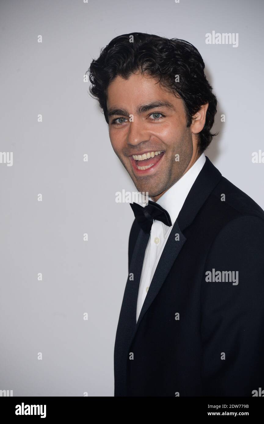 Adrien Grenier arrive au 21e Gala du Cinéma contre le SIDA d'AmfAR présenté par Worldview, Bold films, et Bvlgari à l'Hôtel du Cap-Eden-Roc à Cap d'Antibes, France, le 22 mai 2014. Photo de Lionel Hahn/ABACAPRESS.COM Banque D'Images