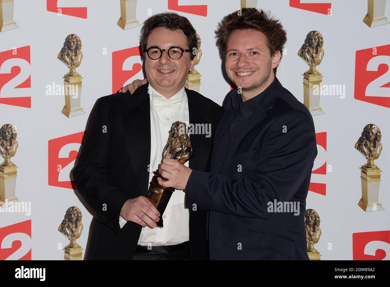 Invités participant à la 26e cérémonie des Molieres Theatre Awards qui s'est tenue au Folies Bergère à Paris, France, le 2 juin 2014. Photo de Nicolas Briquet/ABACAPRESS.COM Banque D'Images