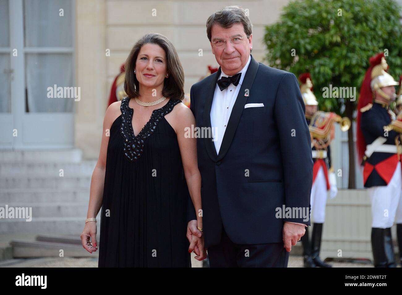 Xavier Darcos et son épouse Laure Darcos assistant au banquet d'Etat donné en l'honneur de HM la Reine Elizabeth II par le Président français François Hollande à l'Elysée, dans le cadre des cérémonies officielles à l'occasion du 70e anniversaire de la libération, le 6 juin 2014, À Paris, France. Photo de Nicolas Briquet/ABACAPRESS.COM Banque D'Images