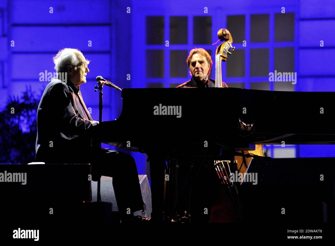 Le musicien et compositeur français Michel Legrand joue en direct sur scène au Palais impérial de Compiegne lors du troisième Festival 'Palais en Jazz', le 28 juin 2014 à Compiegne, France. Photo par Edouard Bernaux/ABACAPRESS.COM Banque D'Images