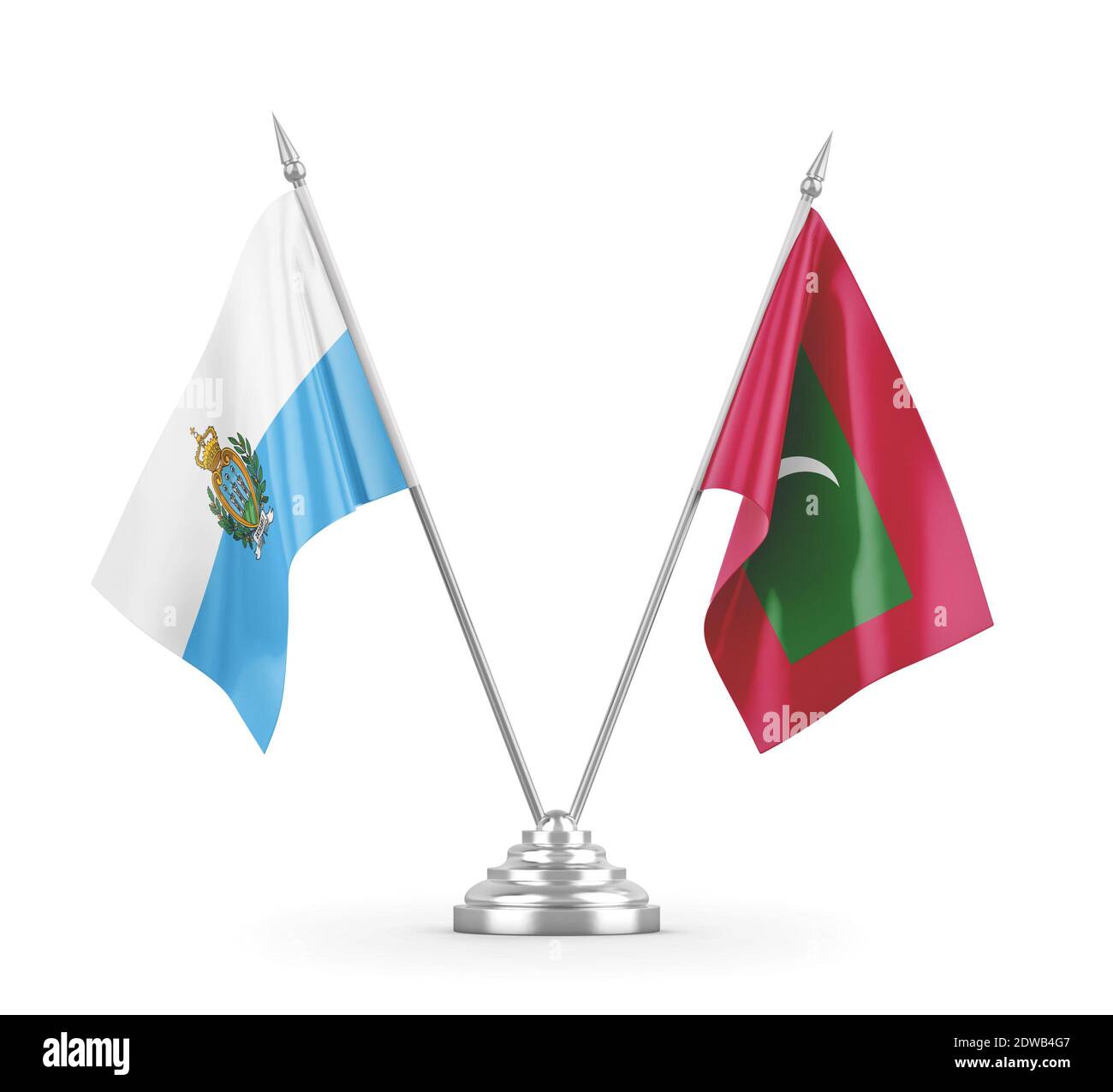 Maldives et Saint-Marin drapeaux de table isolés sur blanc 3D rendu Banque D'Images