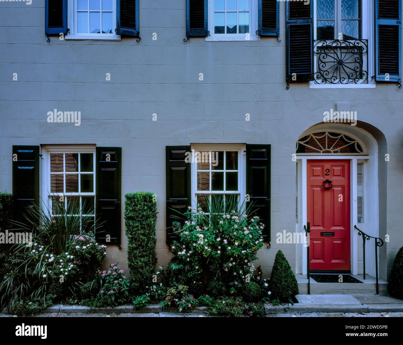 Entrée privée, Windows, quartier historique, Charleston, Caroline du Sud Banque D'Images