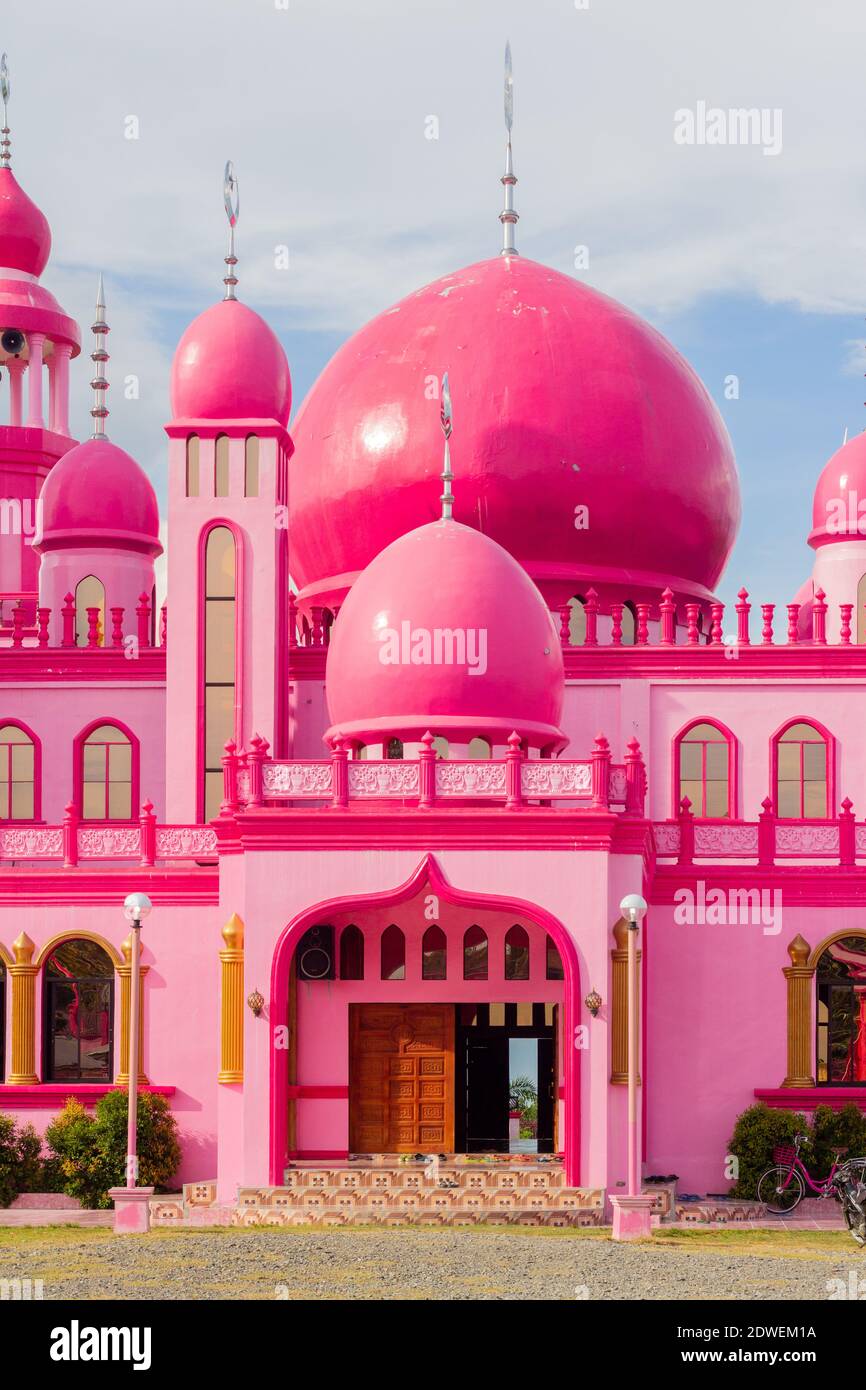 La mosquée rose de Datu Saudi Ampatuan, Maguindanao, Philippines Banque D'Images