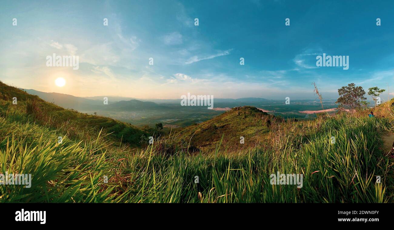 Vue panoramique de champ contre le ciel Banque D'Images