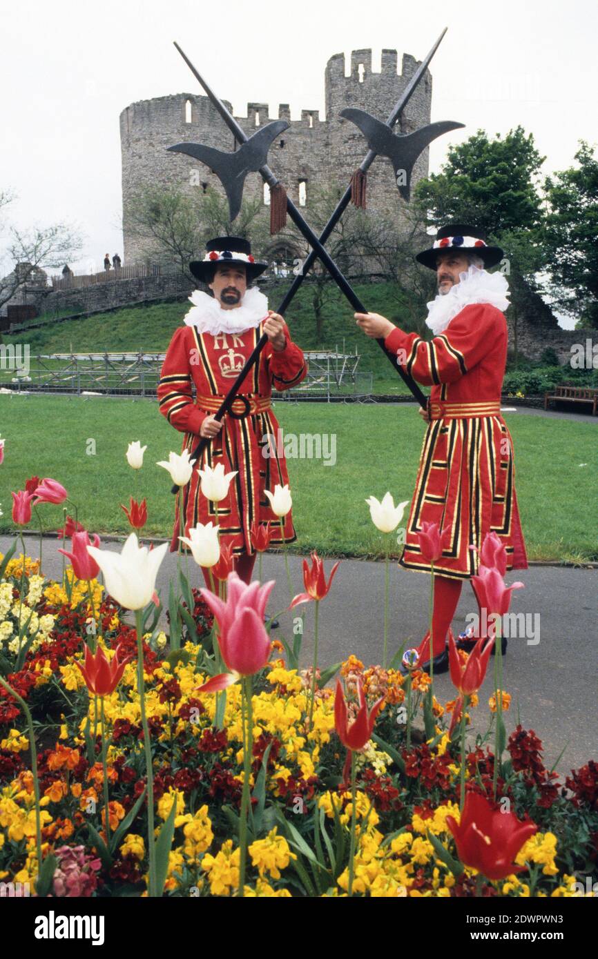 Yeoman of Guard Opera acteurs au château de Dudley Royaume-Uni 1986 Banque D'Images