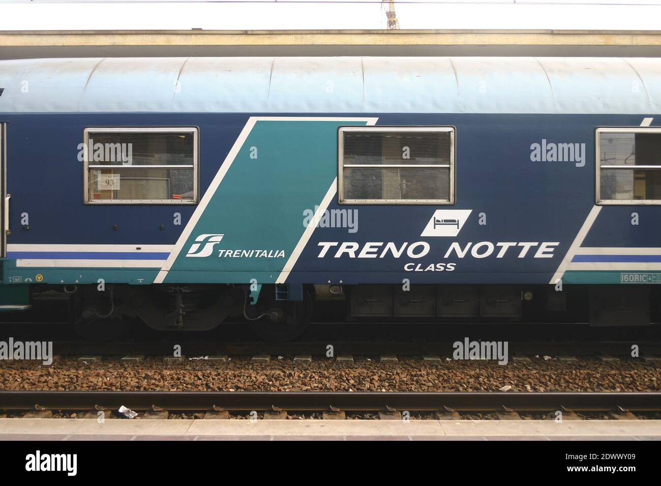 Trenitalia wagon Banque de photographies et d'images à haute résolution -  Alamy