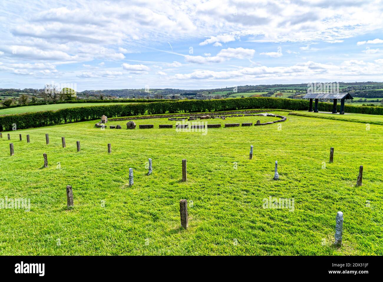 Comté de Meath, Irlande de l'est, Royaume-Uni. 5 mai 2016. Le site classé au patrimoine mondial de l'UNESCO de Newgrange est un tombeau de passage vieux de 5,200 ans construit par les agriculteurs de l'âge de pierre, Th Banque D'Images