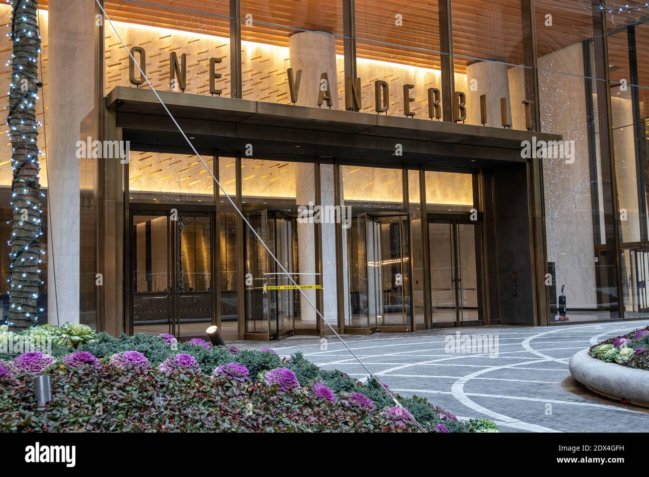 L'avenue Vanderbilt a été convertie en espace piétonnier devant le surgrand-haut Vanderbilt, New York City, États-Unis Banque D'Images