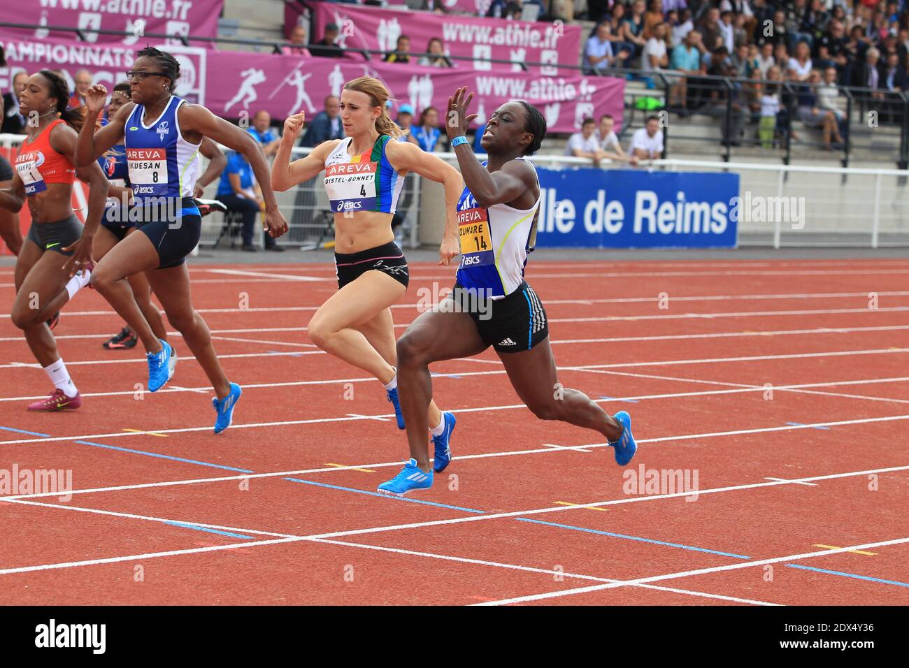 Myriam Soumare 100 et 200m lors des championnats d'élite français 2014, au stade Georges-Hebert, à Reims, France, le 13 juillet 2014. Photo de Pasco/ABACAPRESS.COM Banque D'Images