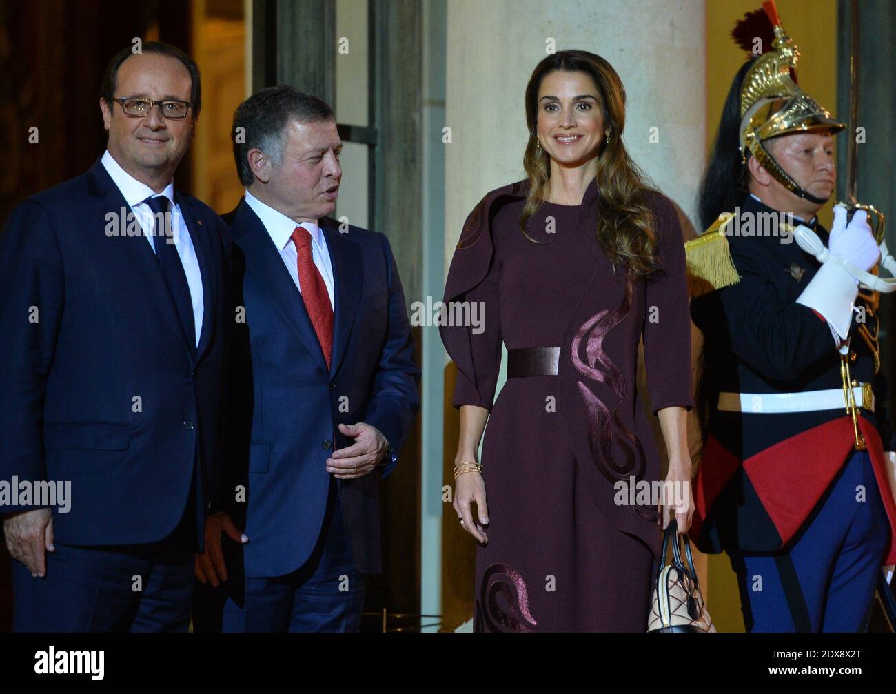 Le président français François Hollande reçoit la reine Rania Al Abdullah et le roi Abdallah II de Jordanie pour un dîner à l'Elysée Palace à Paris, France, le 17 septembre 2014. Photo de Christian Liewig/ABACAPRESS.COM Banque D'Images