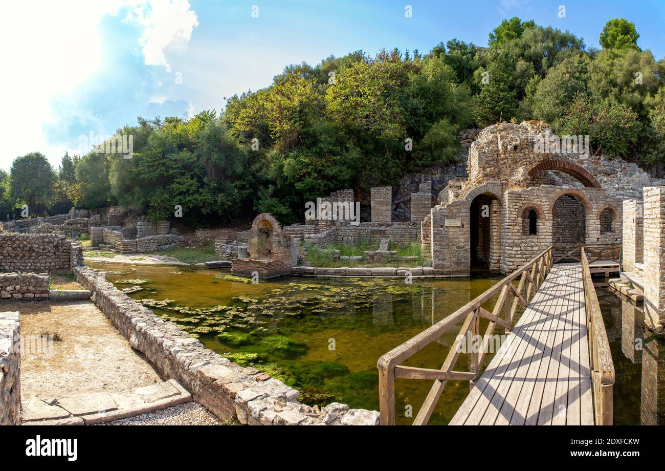 Albanie, Comté de Vlore, Butrint, ruines de l'ancien temple d'Asclepius Banque D'Images