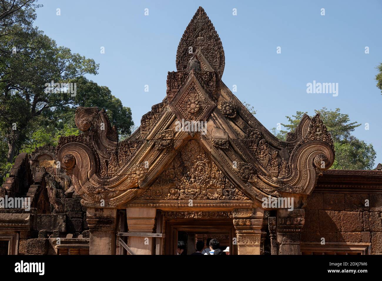 Bas-relief sur les murs de Banteay Srei Banque D'Images