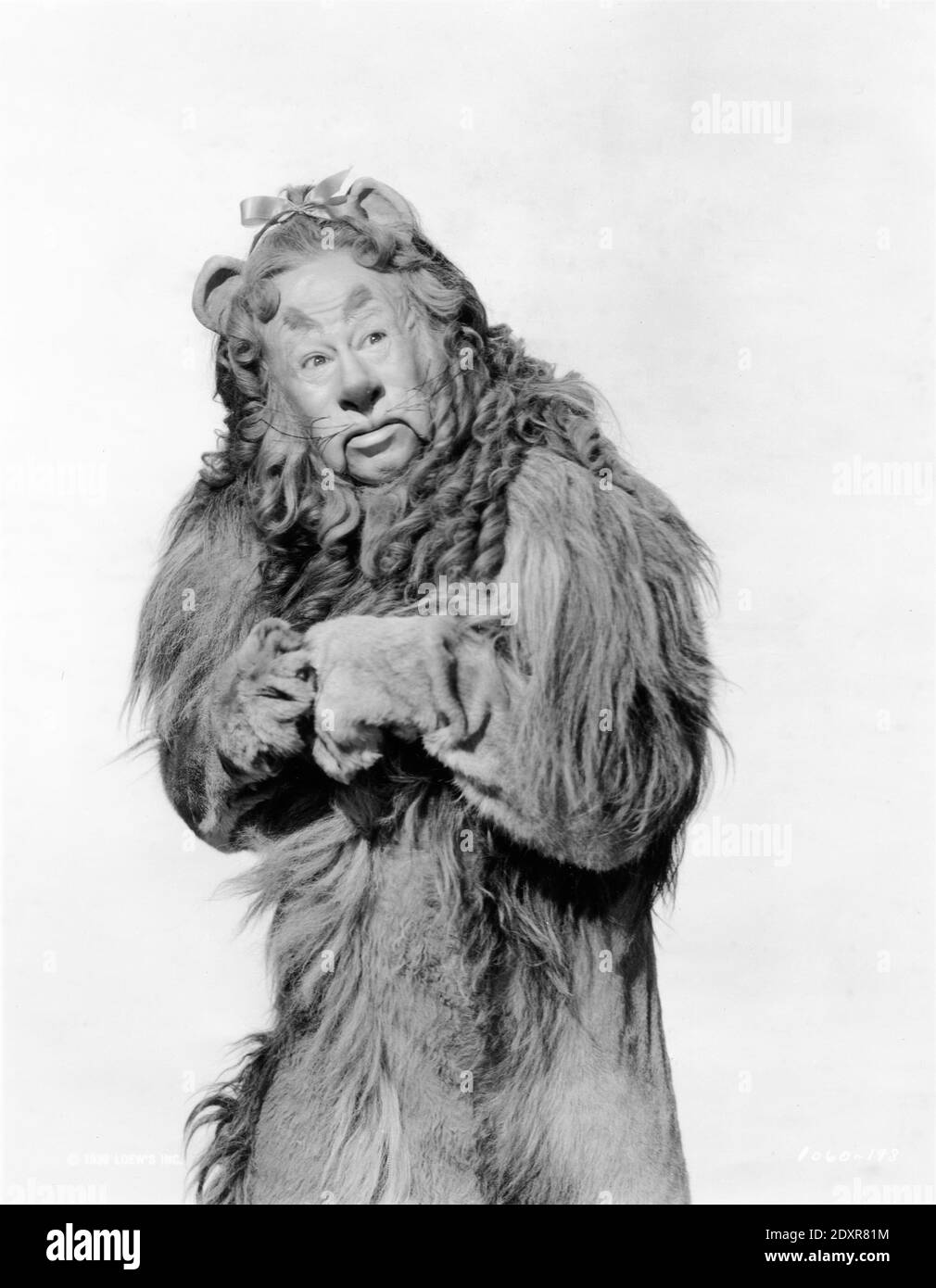 BERT LAHR Portrait comme le lion lâche dans LE MAGICIEN DE L'OZ 1939 réalisateur VICTOR FLEMING livre Frank L. Baum costumes Gilbert Adrian Metro Goldwyn Mayer Banque D'Images